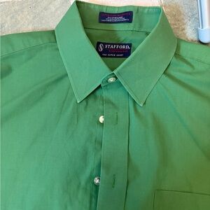 Stafford Men's Vibrant Green Dress Shirt